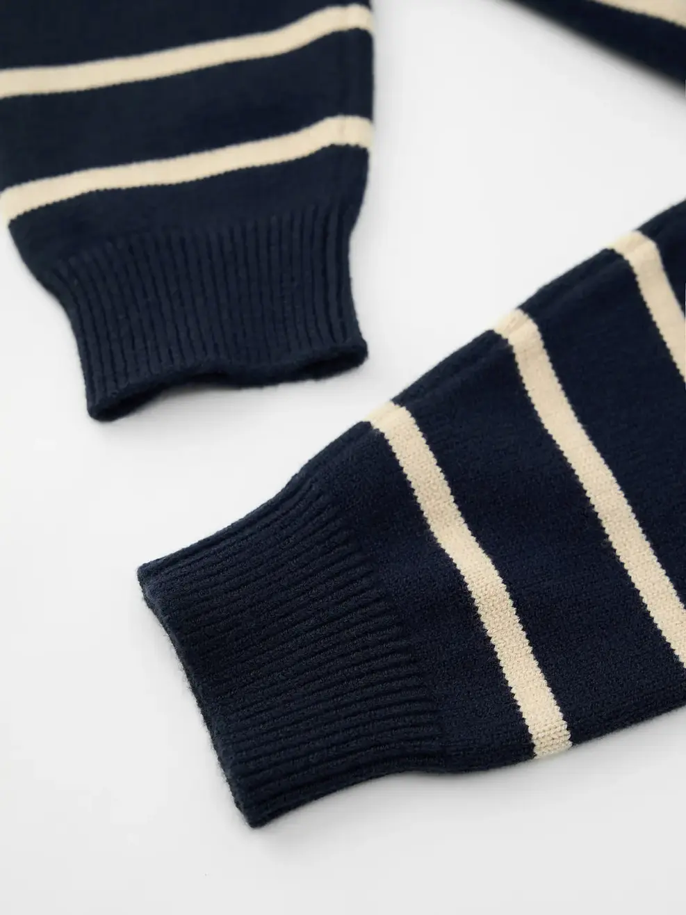 Áo Len Kẻ Ngang Cổ Polo - NAVY 018 - 122