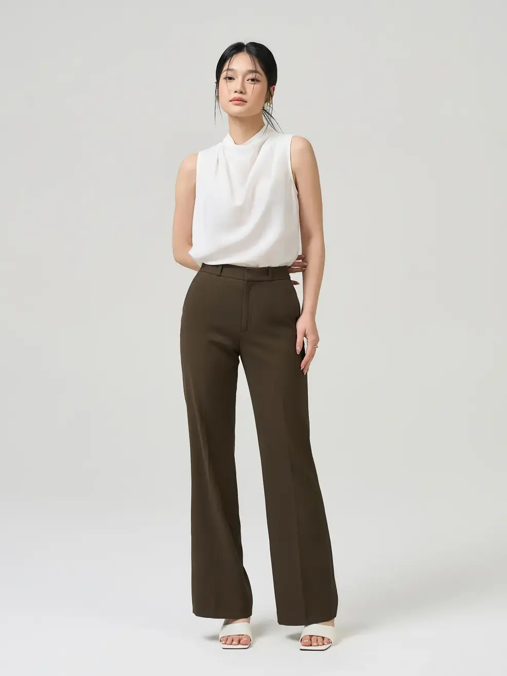 Quần Dài Ống Loe Dập Chữ Thời Thượng - REU 02 - M