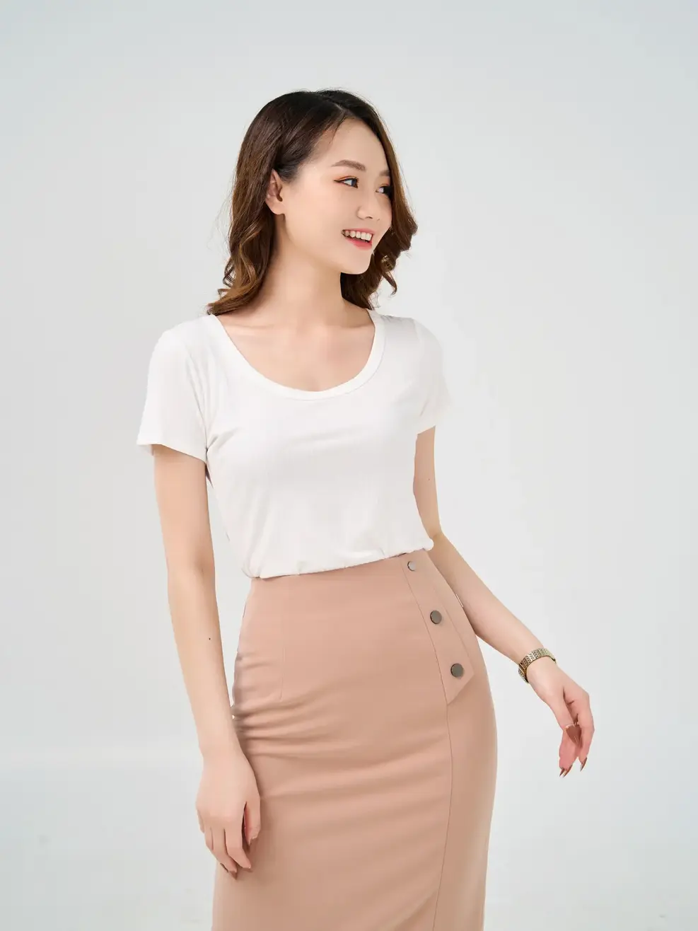 Áo thun cổ vuông - Trắng - XL