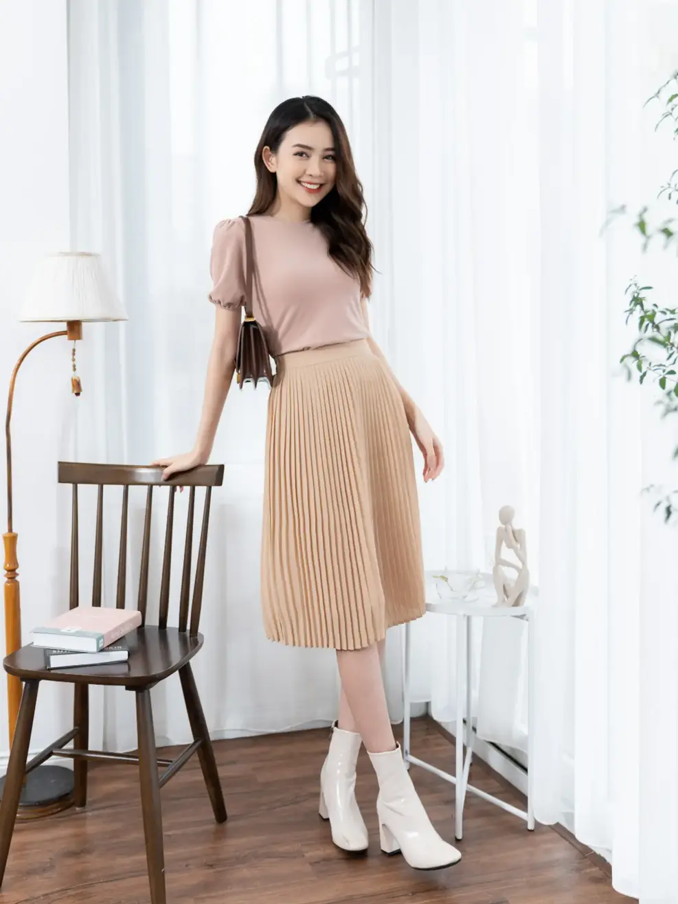 Chân dập ly - Be - L