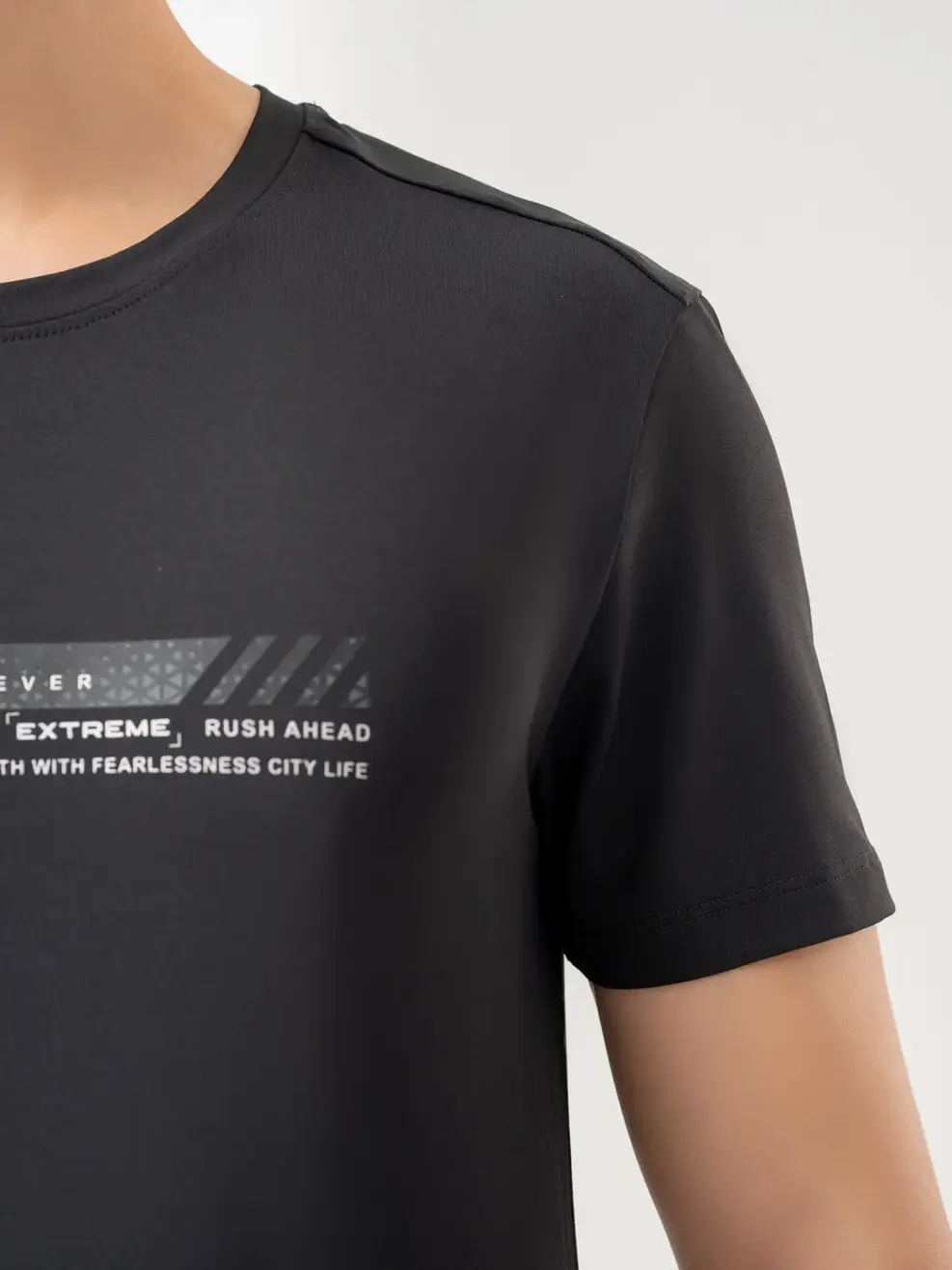 T-shirt Thể Thao Nam Run - Đen - M