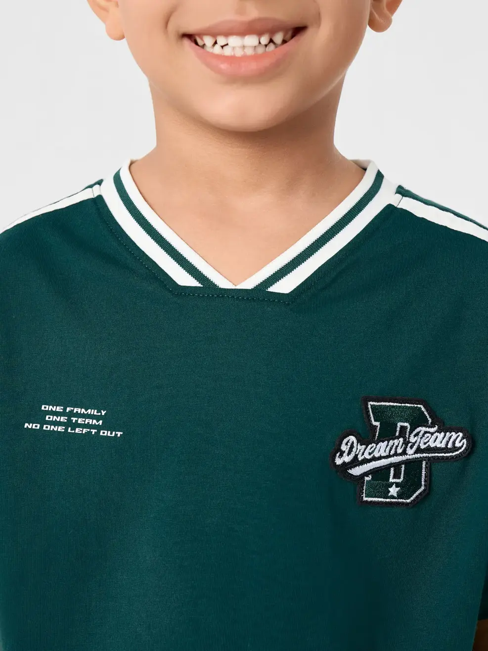 Áo Phông Cổ Tim Dream Team - Xanh lá 042 - 98
