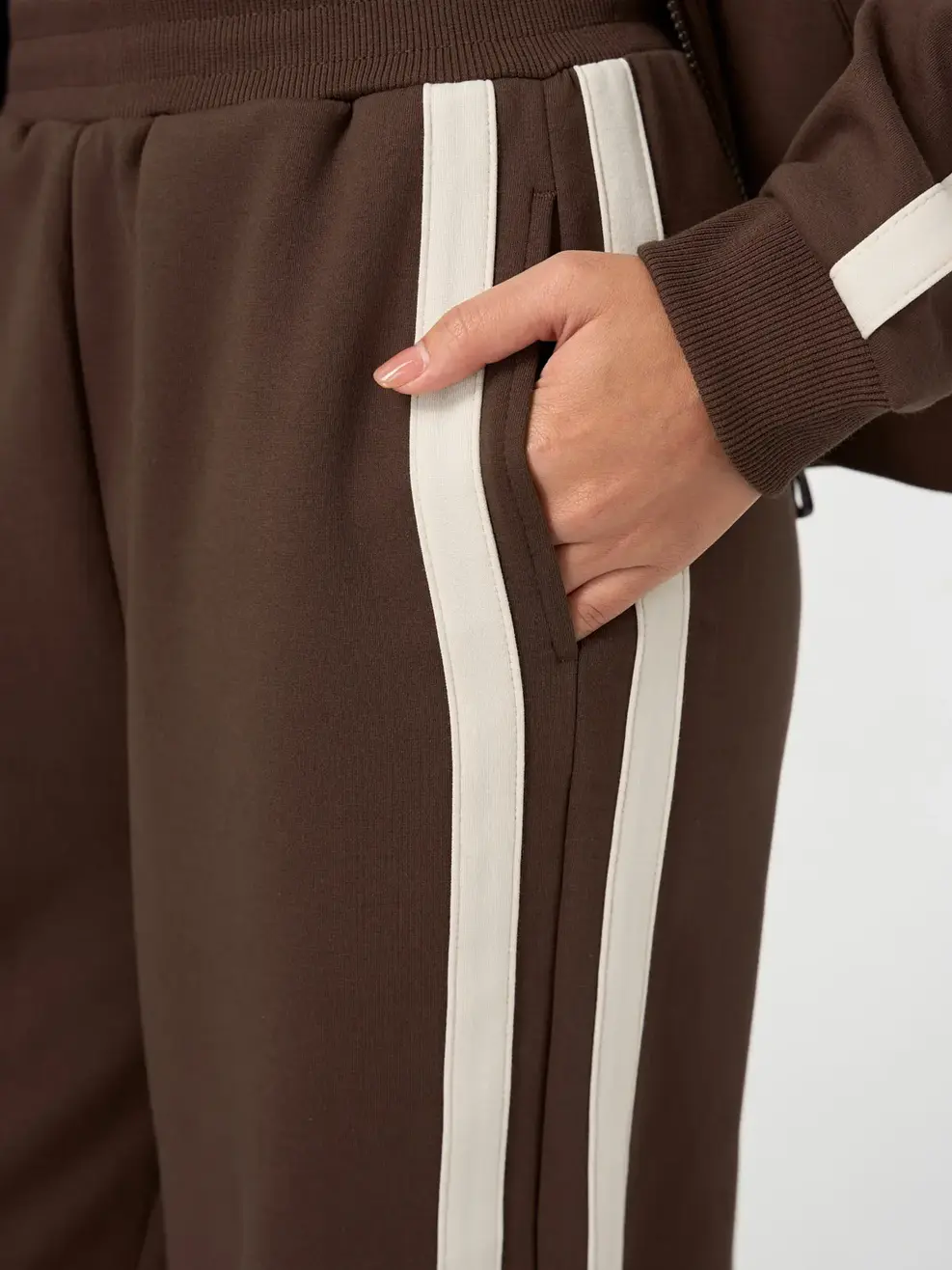 Bộ Đồ Nữ Áo Khoác Phối Màu - NÂU 147 - S