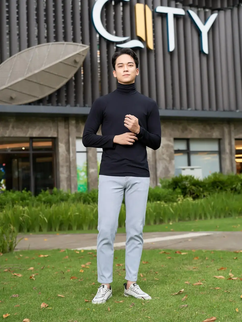 Áo Giữ Nhiệt Cổ Lọ - Đen - M