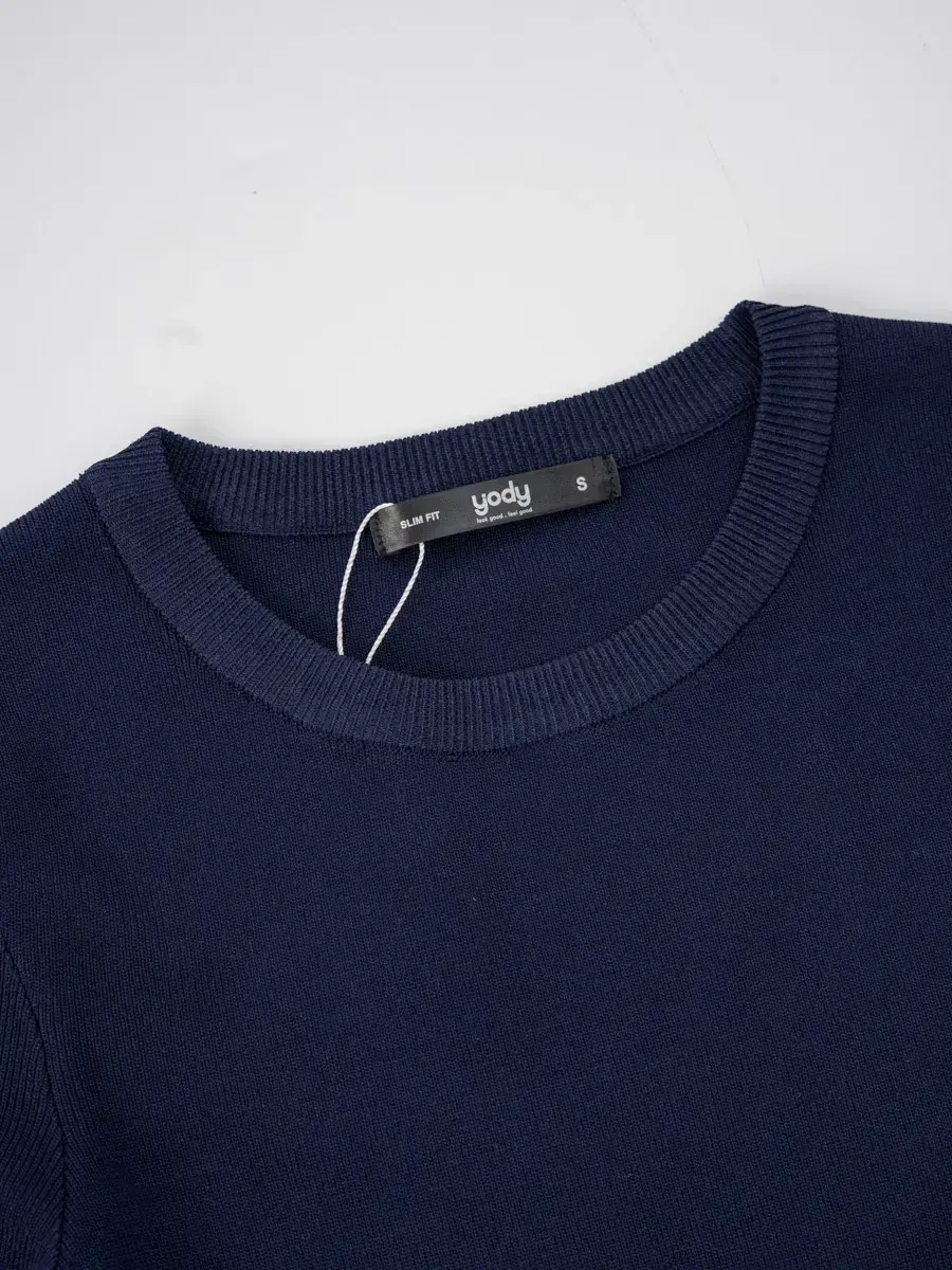 Áo Len Nữ Cổ Tròn Cơ Bản - Tím than - S