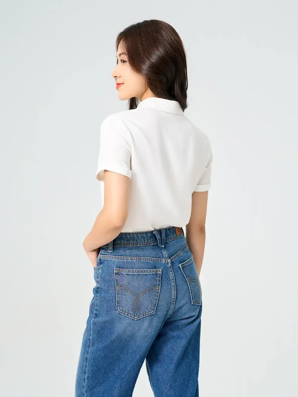 Áo Sơ Mi Tay Ngắn Nữ Nano Thêu Nẹp - Trắng - M