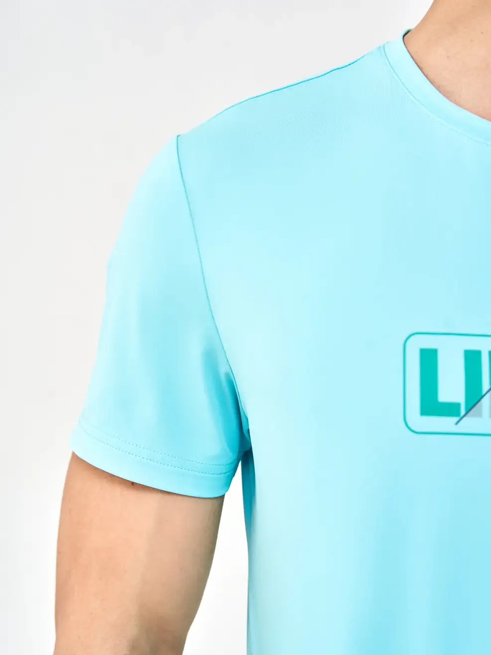 T- Shirt Nam Thể Thao In Ngực Limited - Xanh dương - XL