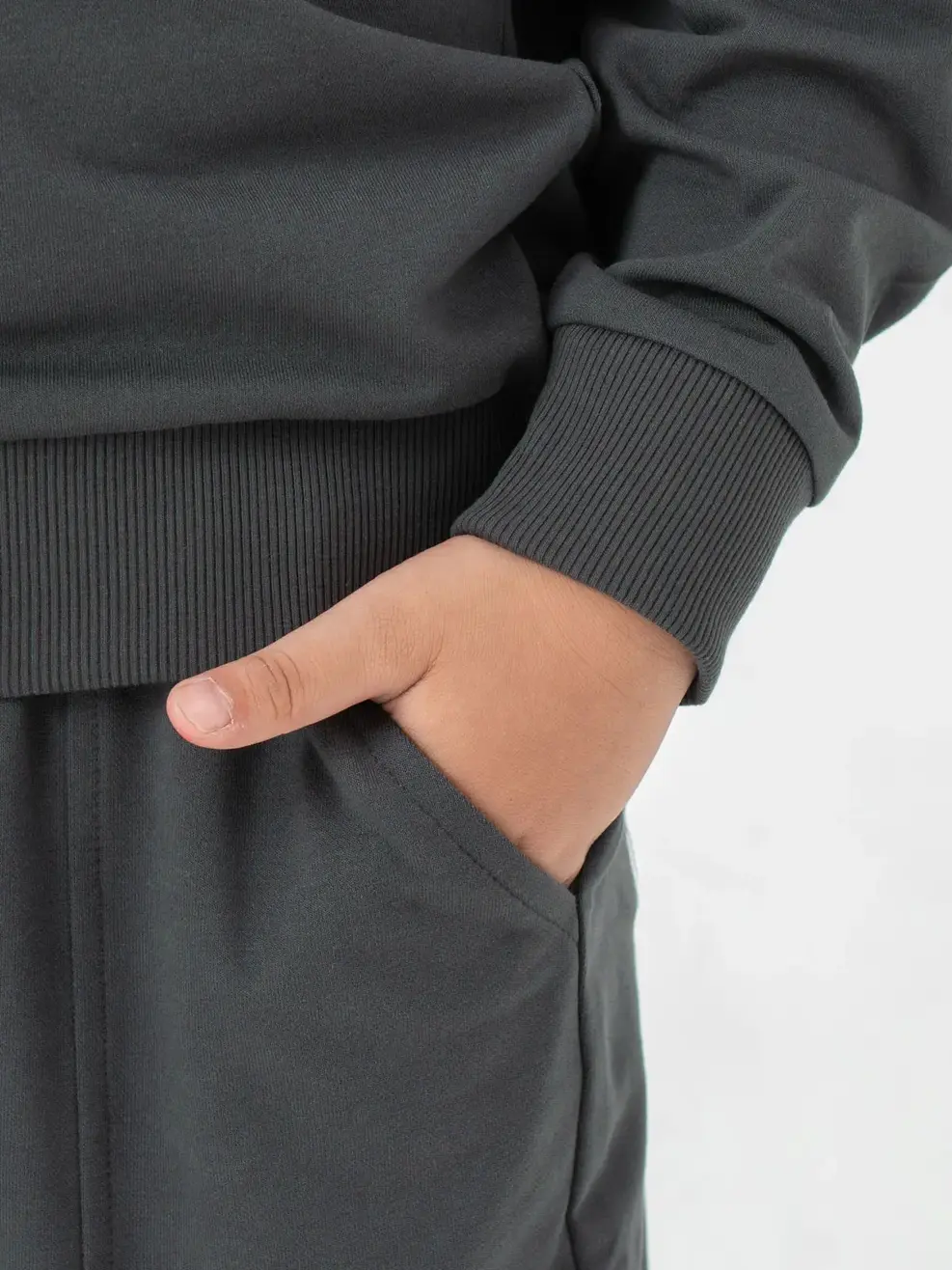 Bộ Đồ Thu Đông Kid Cổ Bo Tim - Ghi Đậm - 2