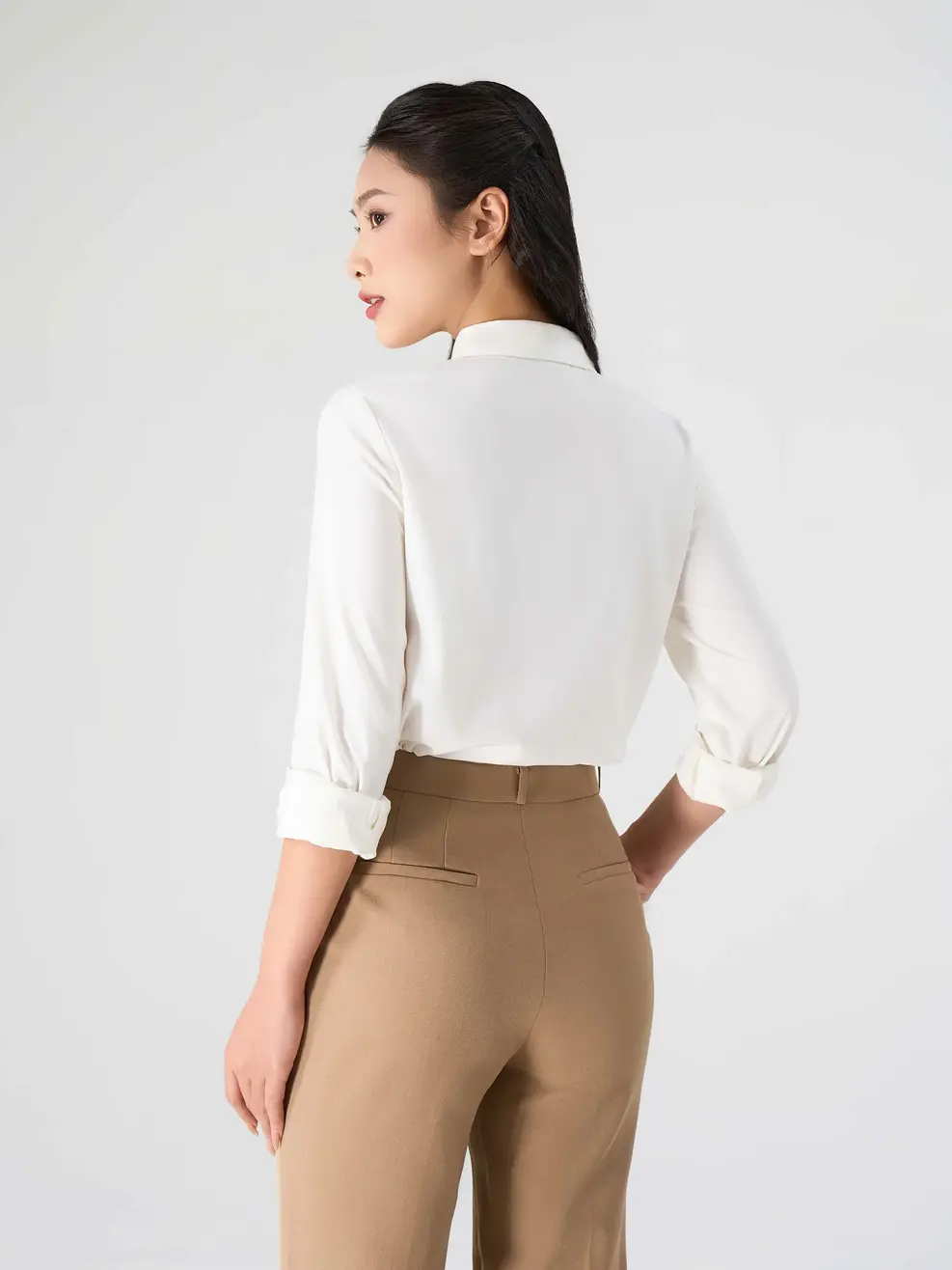 Sơ Mi Dài Tay Nữ Nano Thêu Nẹp - Trắng - S