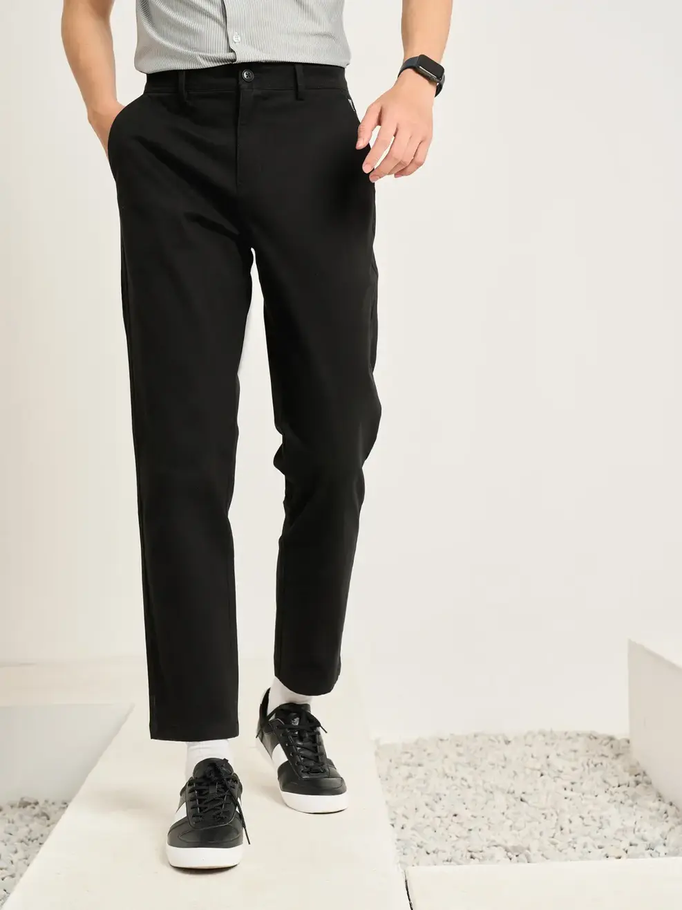 Quần Kaki Nam Regular Thêu Cạnh Túi - Đen - 29