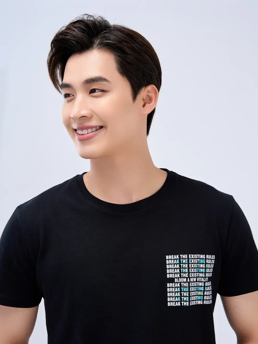 Áo thun nam in BREAK THE RULES - Đen - L