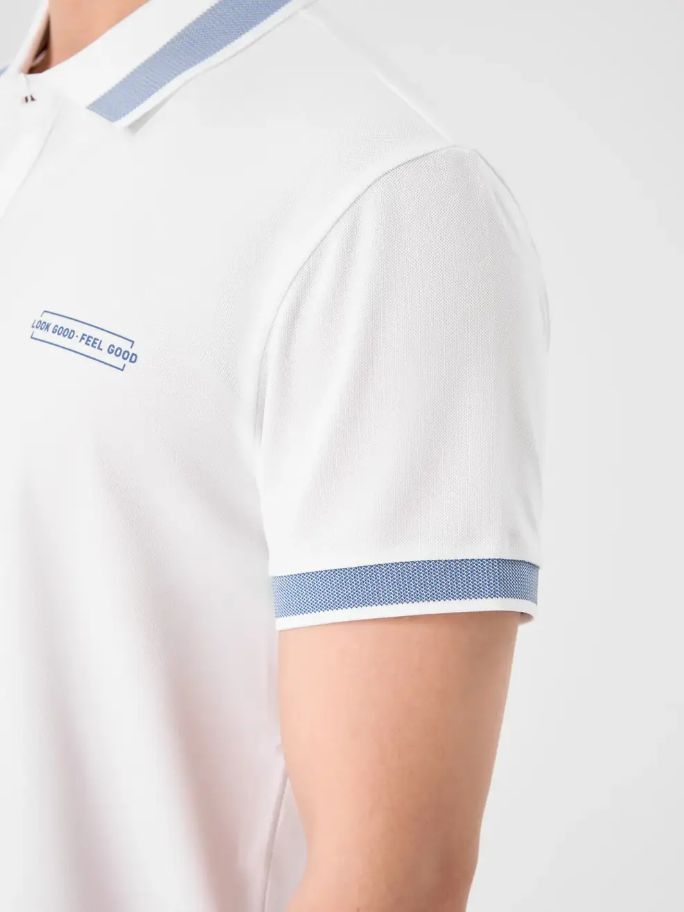 Polo Nam Cafe Dệt Tổ Ong In Ngực - Trắng - 4XL