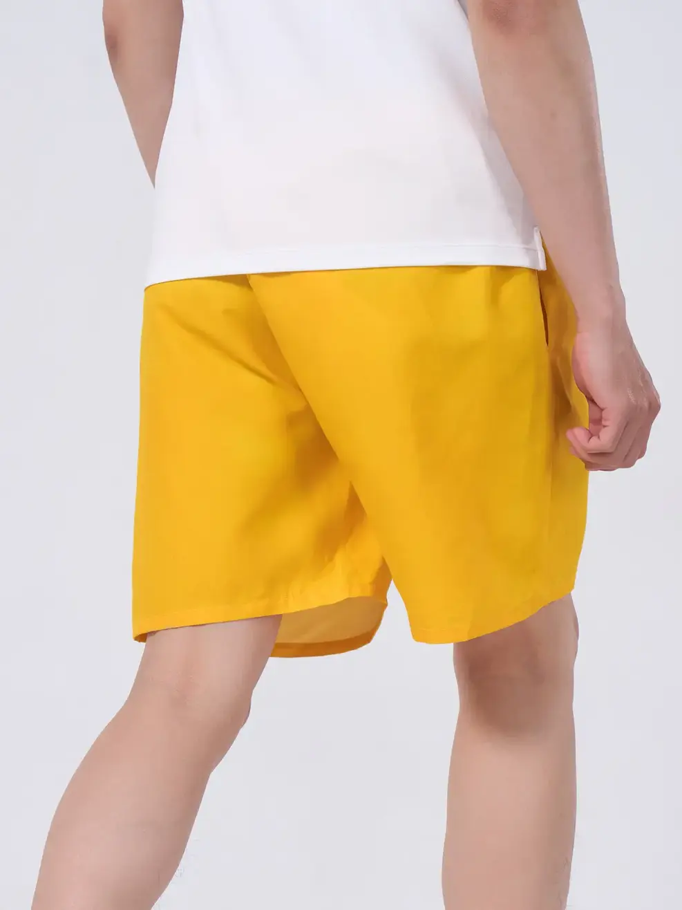 Quần short nam đổi màu - Vàng - M