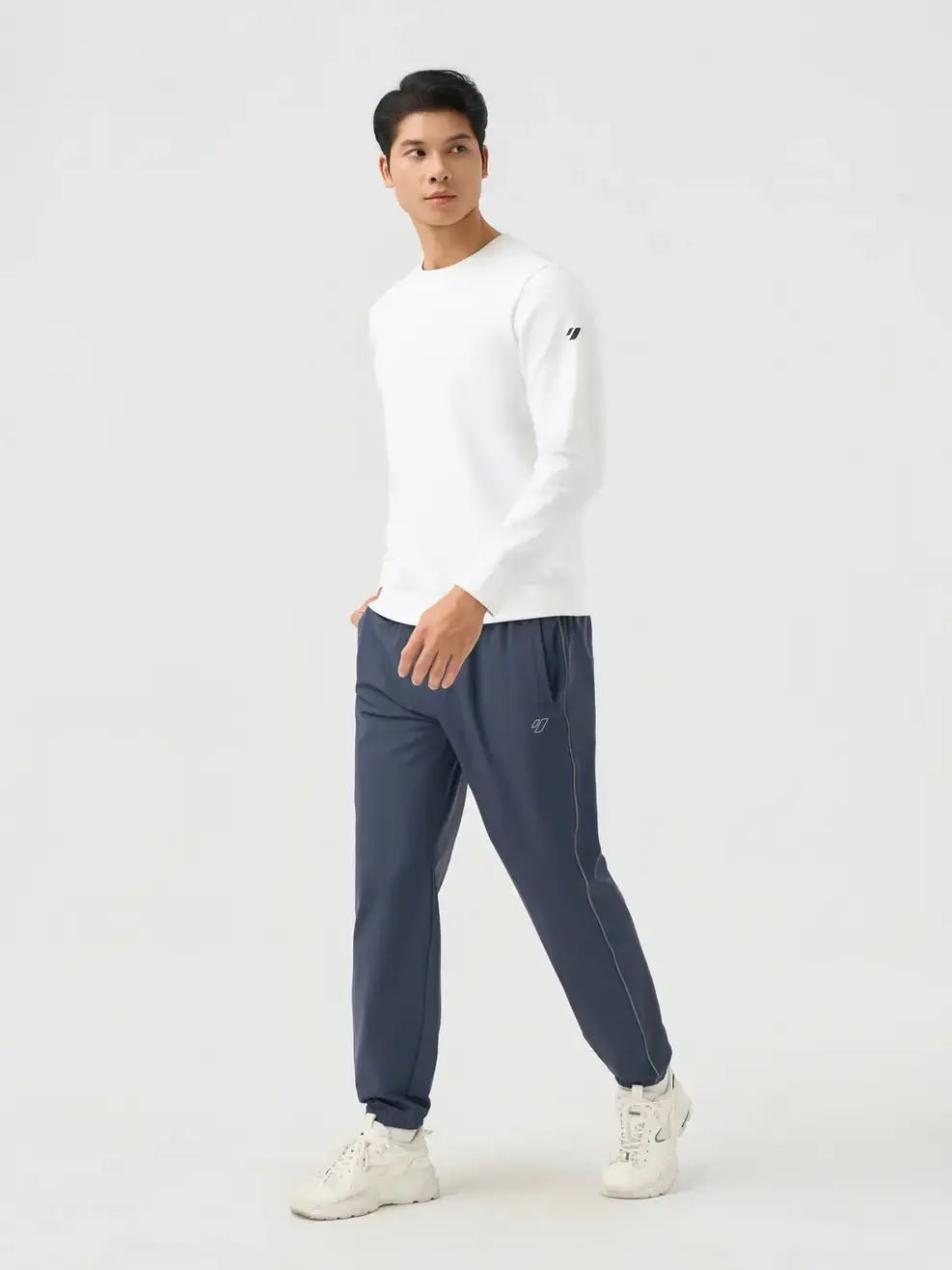 Áo Phông Nam Dài Tay Thể Thao Keep Moving - Trắng 001 - M