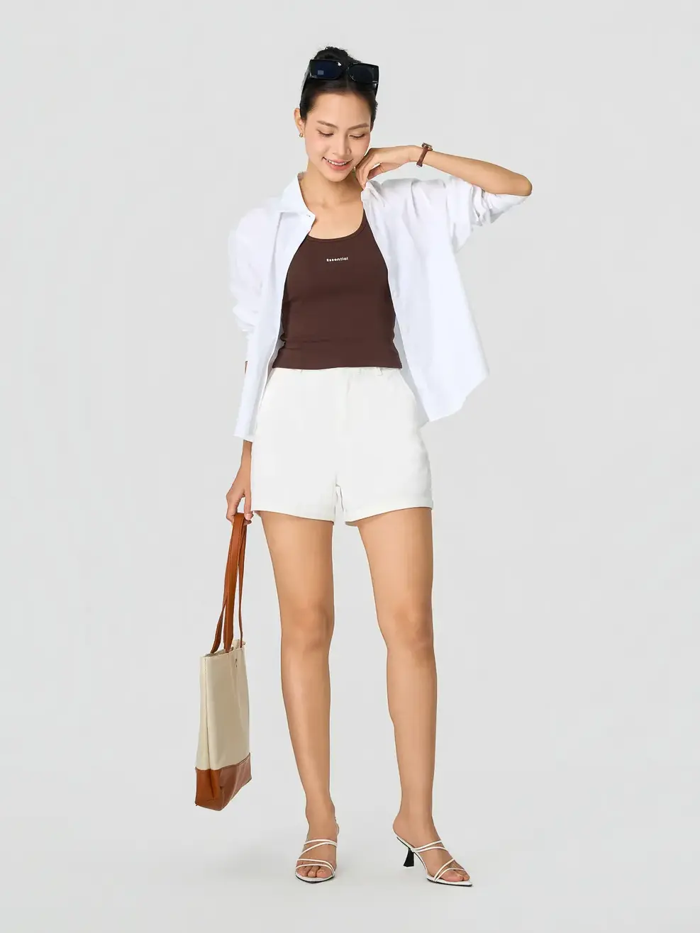Quần Shorts Nữ Khaki Regular Stretch - Trắng 071