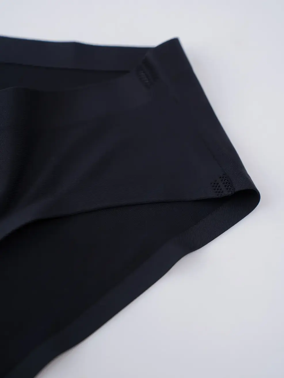 Quần Lót Nữ Bikini Siêu Mềm Mướt - ĐEN 002 - M