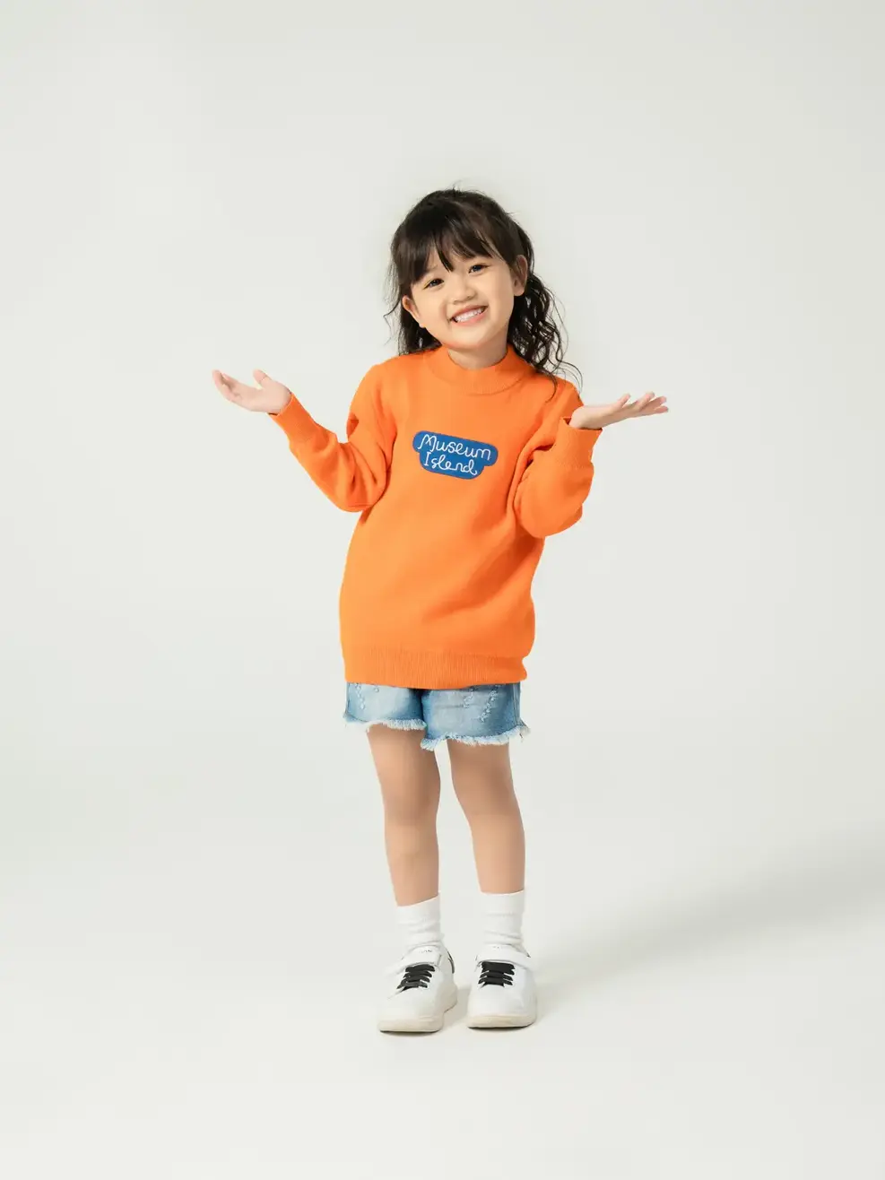 Áo len kid thân sau thêu lâu đài - Cam - 2