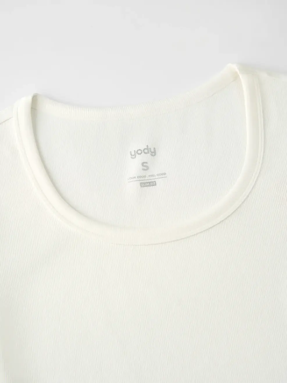 Áo Phông Cổ Viền Rộng - Trắng 001 - S