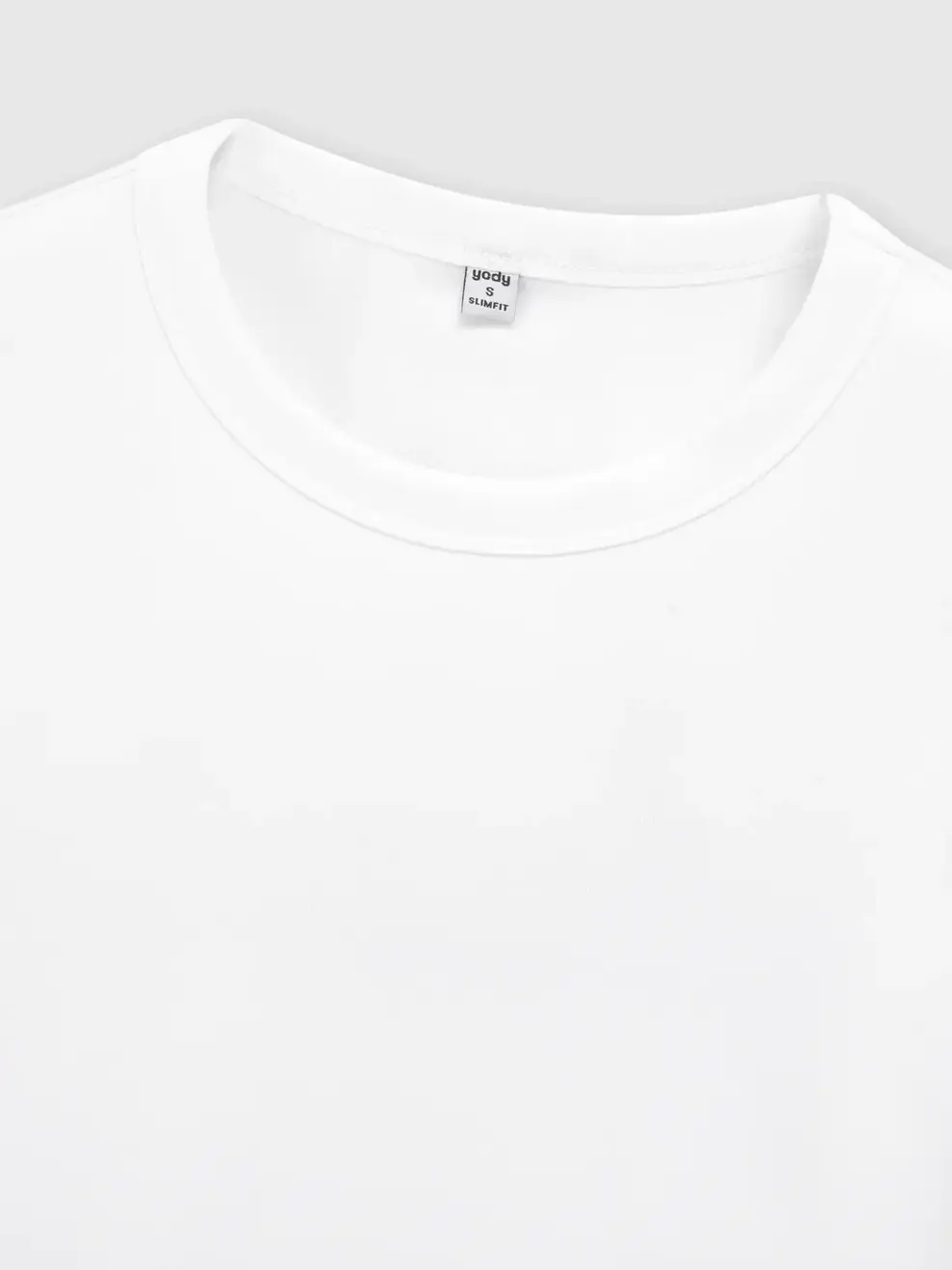 Áo Phông Nữ Slim Fit Cổ Tròn - Trắng 001 - S