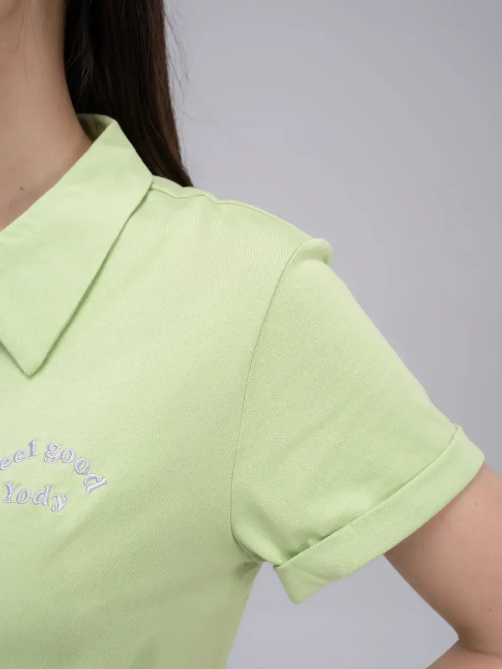Bộ đồ nữ cổ thêu logo - Xanh Lá - S