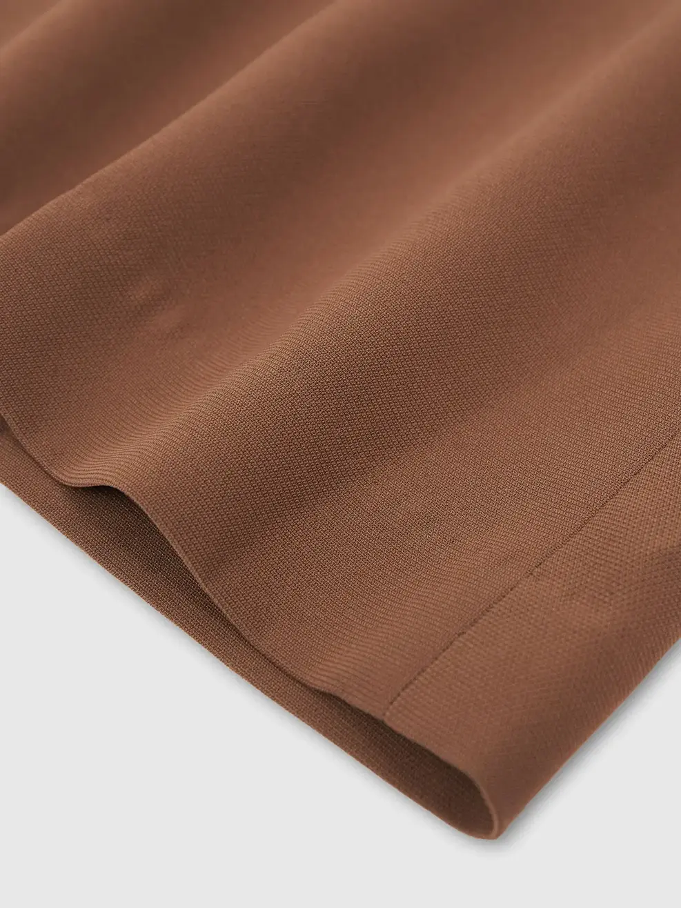 Quần straight essential - Màu nâu 001 - S