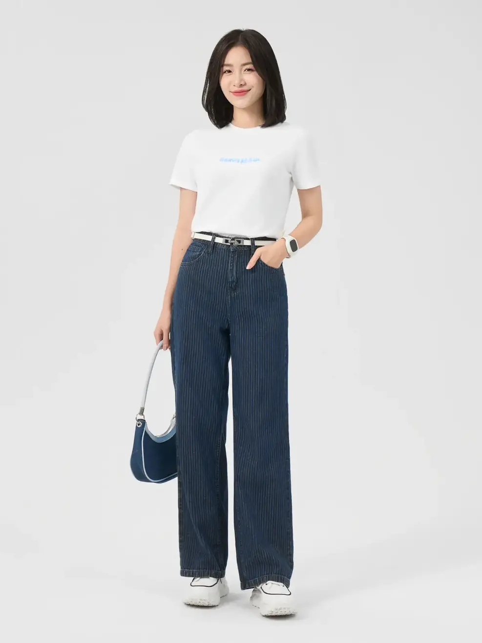 Áo Phông Nữ In Ngực Magic ( Tsn7281) - Trắng 001 - S