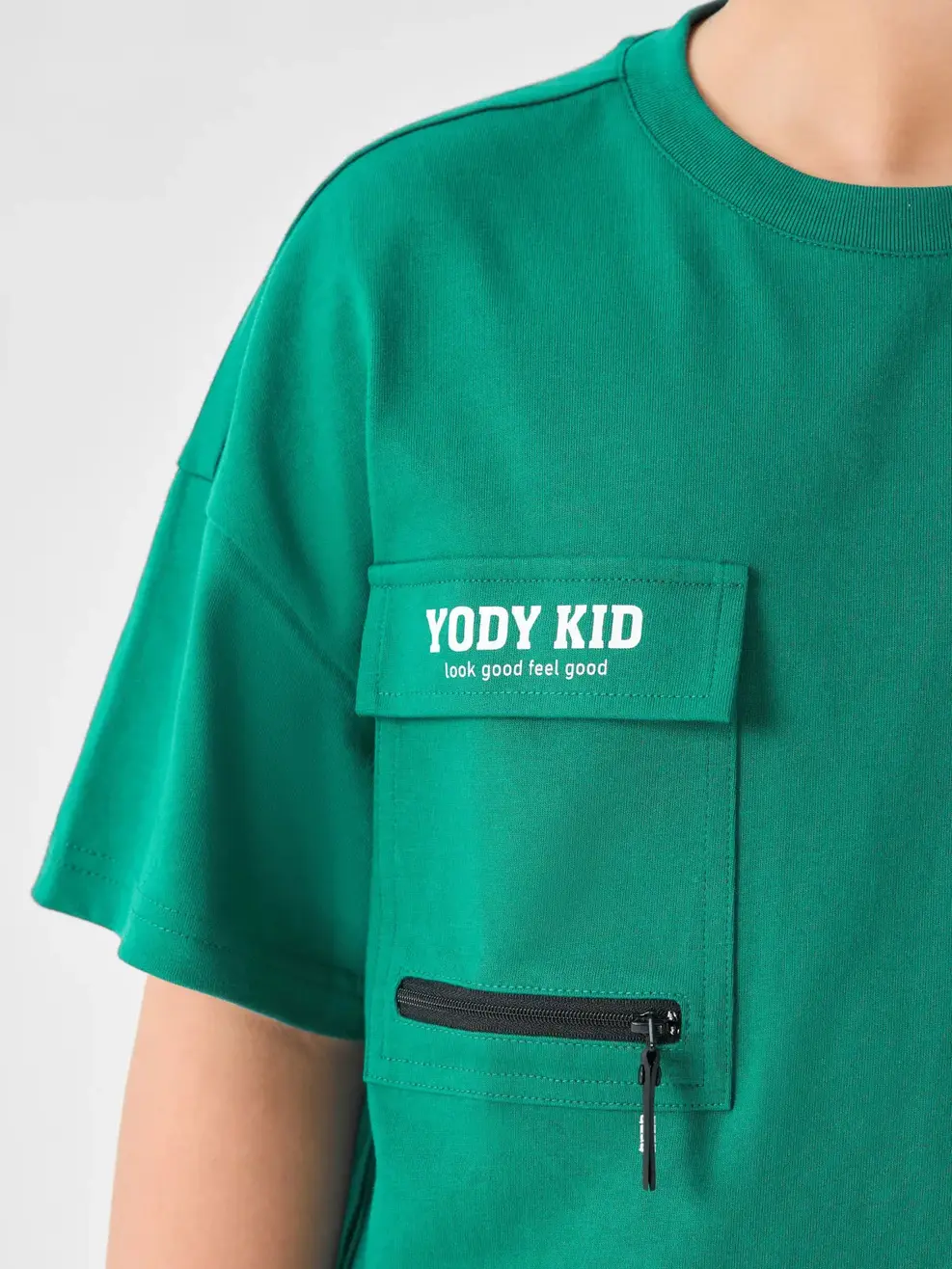 Đồ Bộ Kid Lớn Túi Khóa Ngực - Xanh Lá - 10