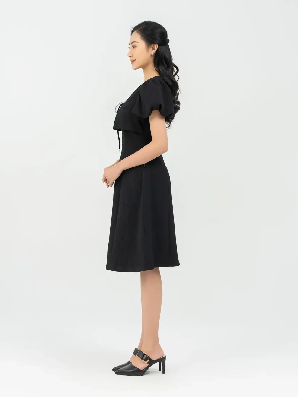 Đầm Đông Nữ - ĐEN 1 - S