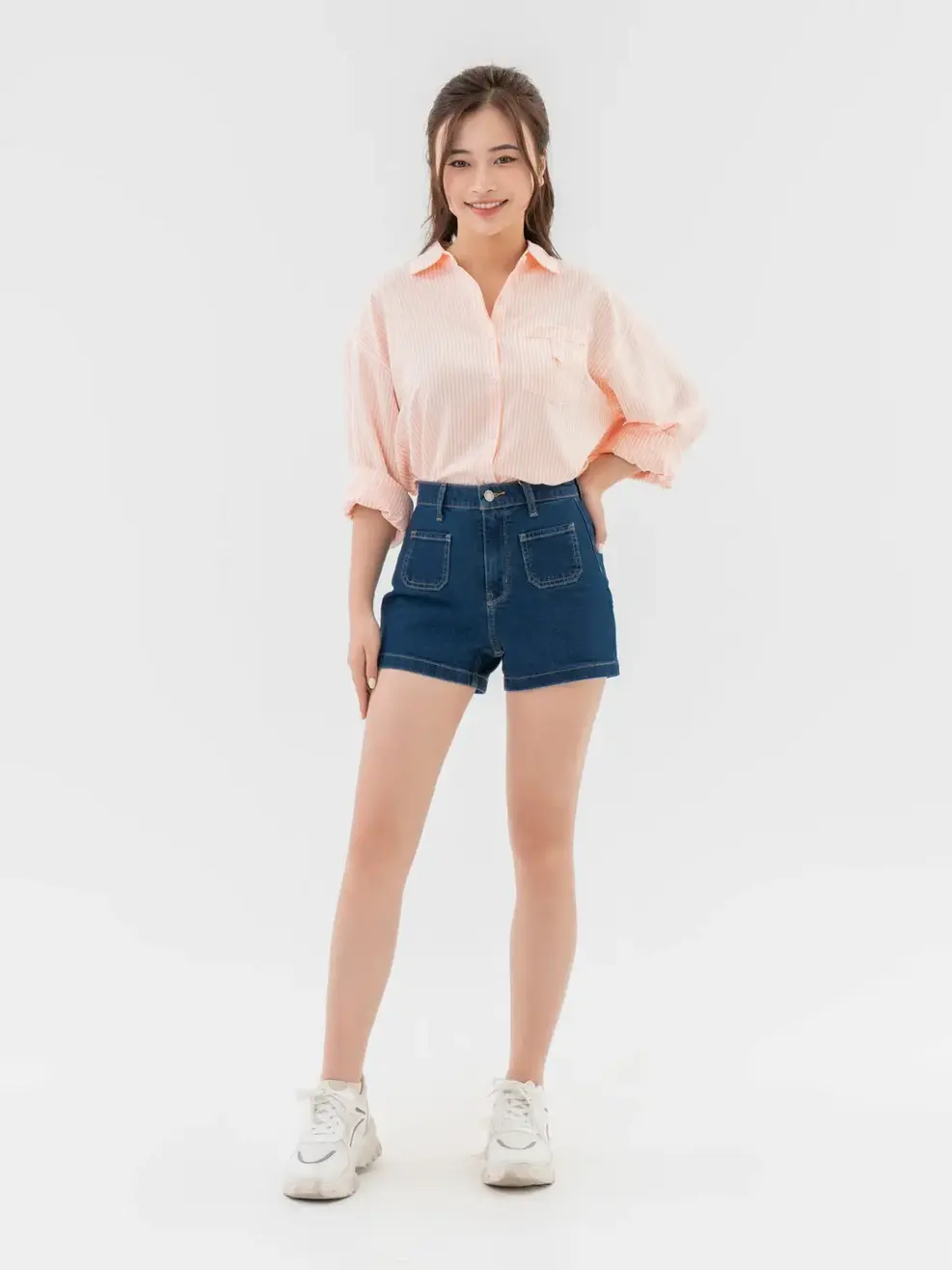 Quần Short Jeans Nữ Túi Vuông - Xanh đậm - 25