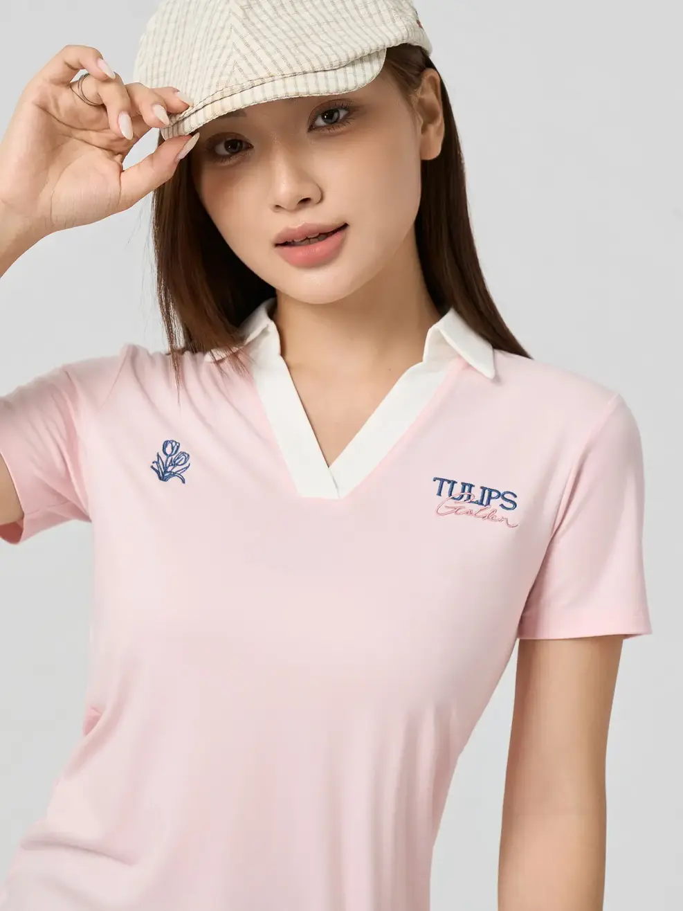Áo Polo Nữ Cổ V Thêu Hình - Hồng 104 - XL