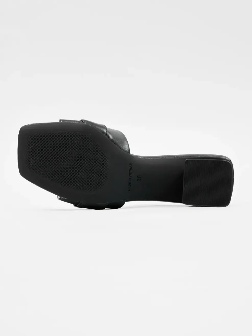 Giày Dép Sandal Nữ Khuy Đai - Đen - 35