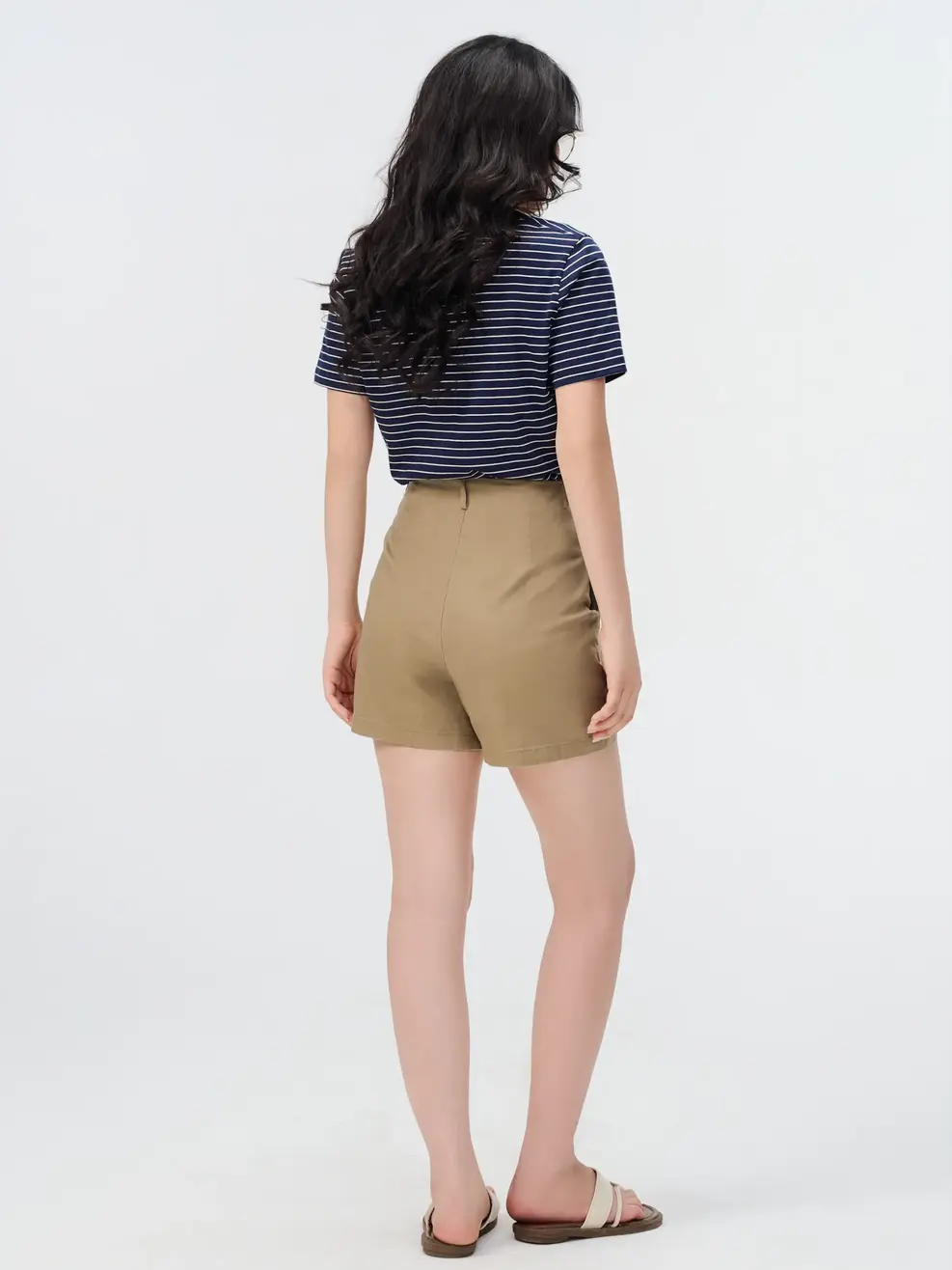 Quần Shorts Nữ Khaki Stretch Cạp Liền -  Rêu 041 - 26