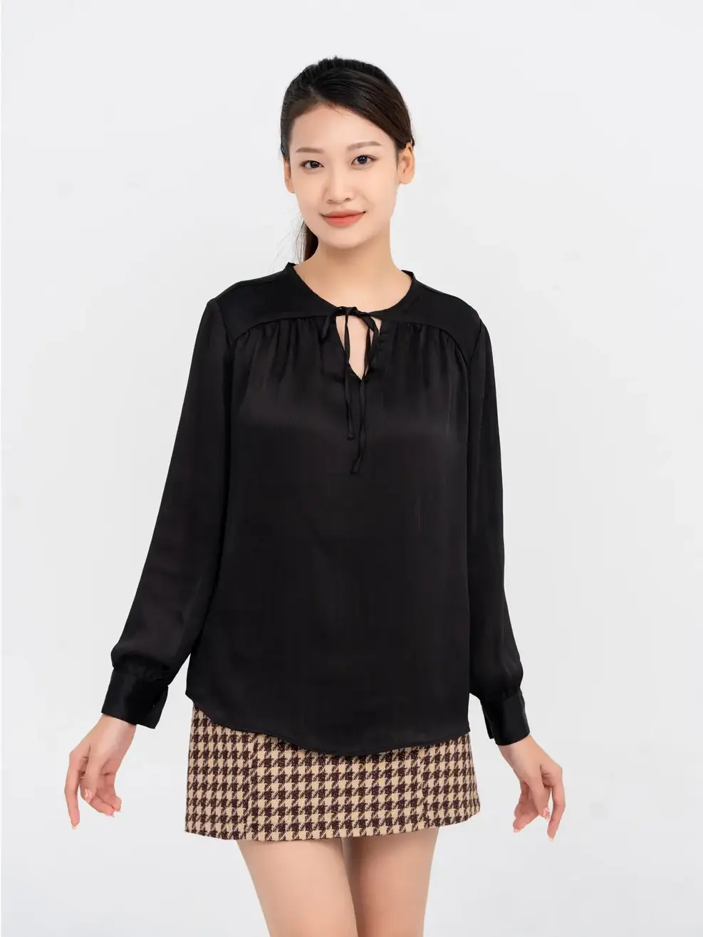  Áo Sơ Mi Tay Dài Nữ Cổ V Cầu Ngực Thắt Nơ - Đen - S
