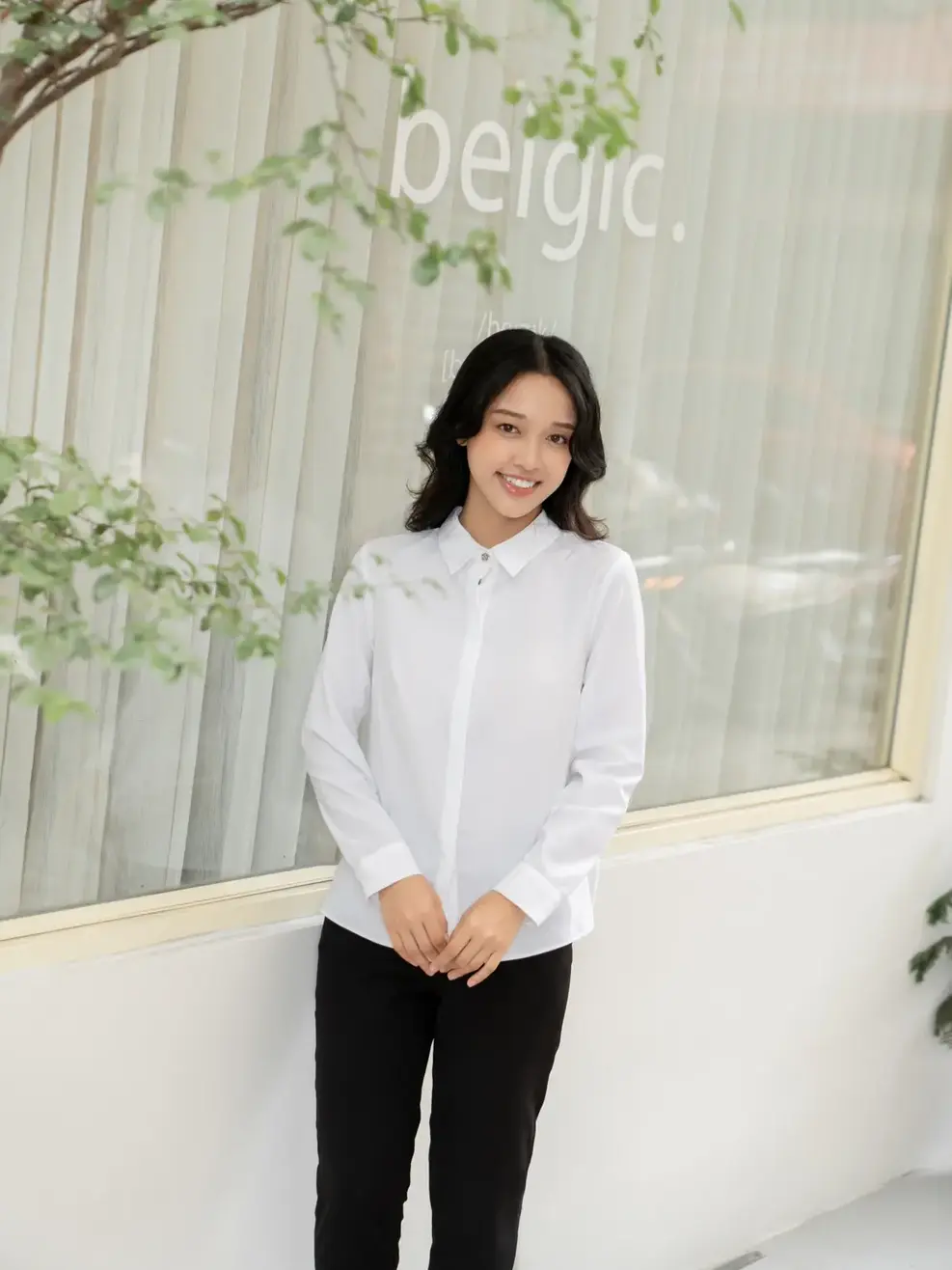 Sơ mi nữ dài tay nano dáng suông. - Trắng - S