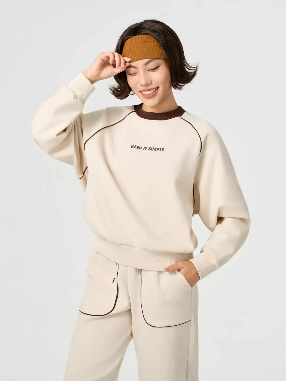 Bộ Đồ Nữ Tay Liền Phối Màu In Hình Thân Trước - Be 028 - S