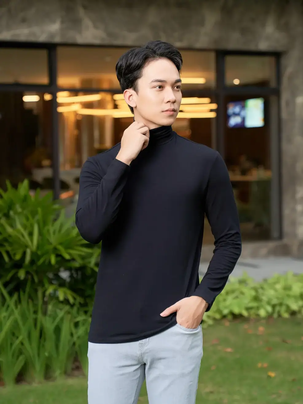 Áo Giữ Nhiệt Cổ Lọ - Đen - M