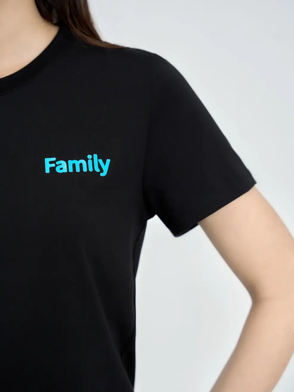 Áo thun nữ family - Đen - XL