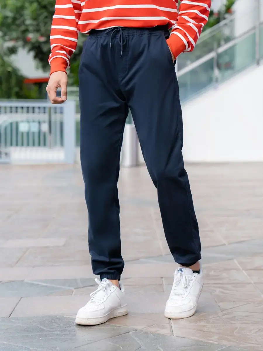 Quần Jogger nam Basic - Tím than