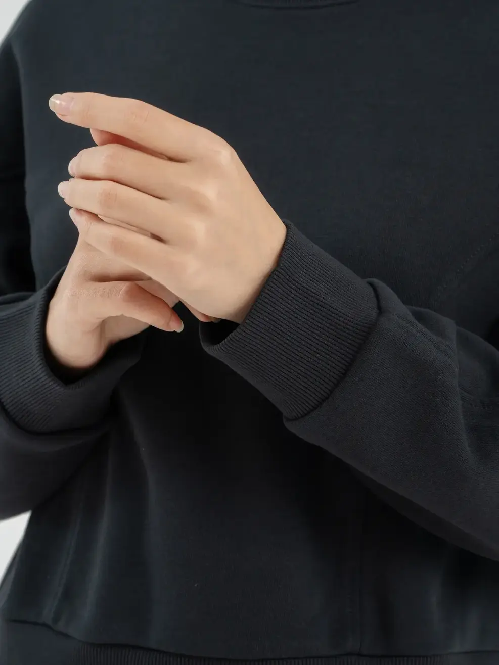 Bộ Đông Nữ Cắt Trẻ Trung - Đen - S