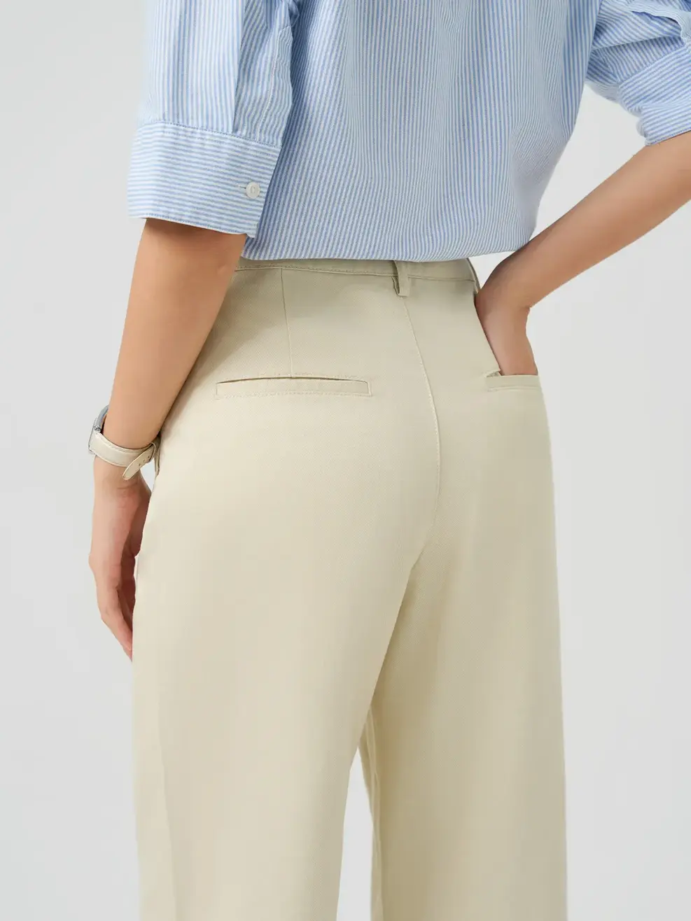 Quần Khaki Dáng Suông Cạp Cao Cơ Bản - Trắng 037 - 26