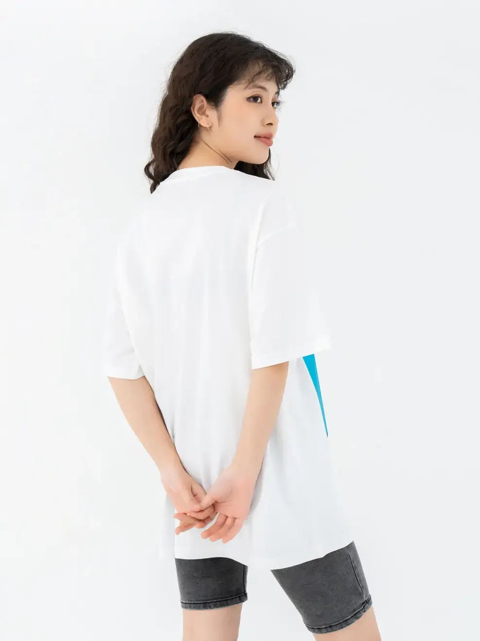 T-shirt Nữ Dáng Rộng In Cô Gái Chất Liệu Cotton Usa - Trắng 1 - F