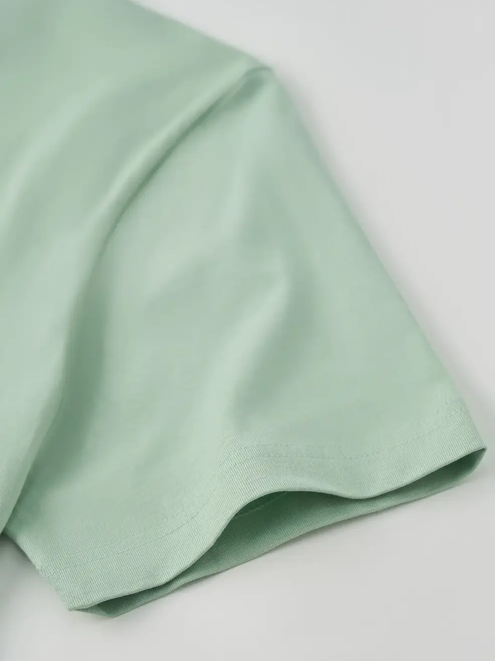 Áo Phông Basic Regular - Xanh lá 002 - M