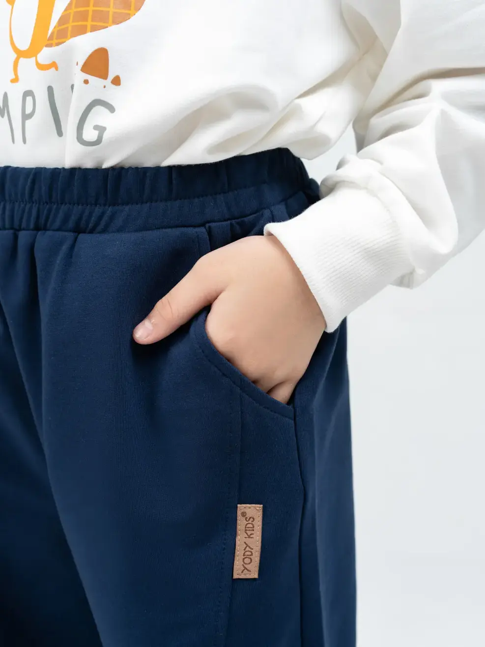 Quần nỉ kid khóa gấu - Tím than - 2