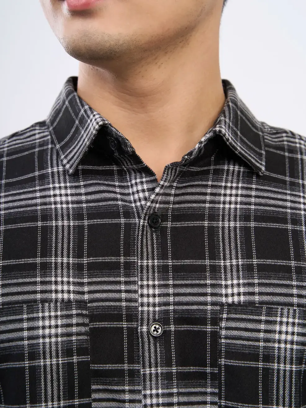 Sơ mi kẻ 2 túi ngực - Kẻ đen - L