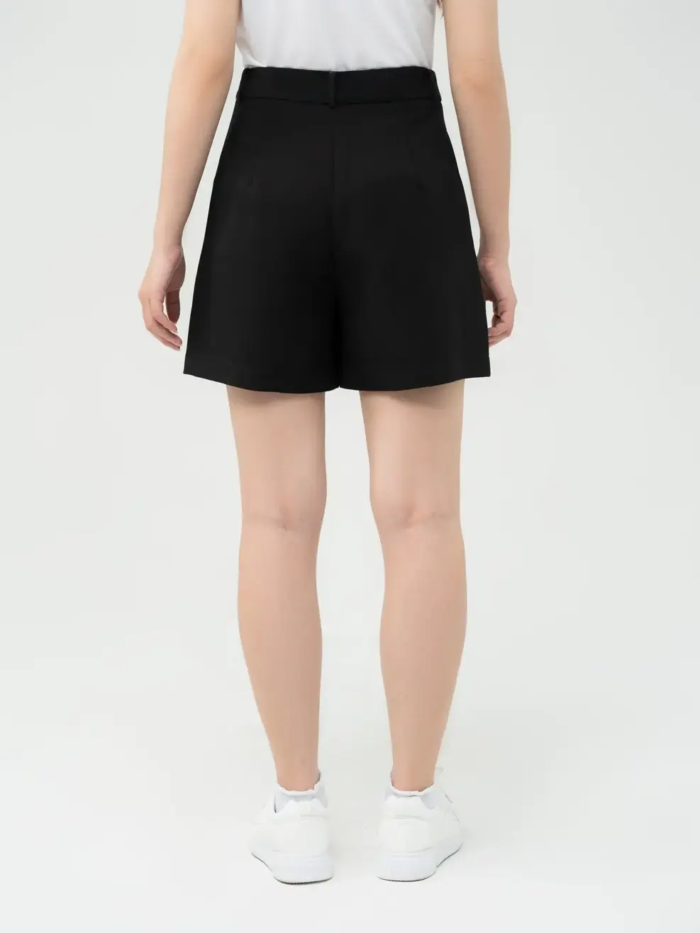 Quần Short Nữ Nắp Túi Cạp - Đen - S