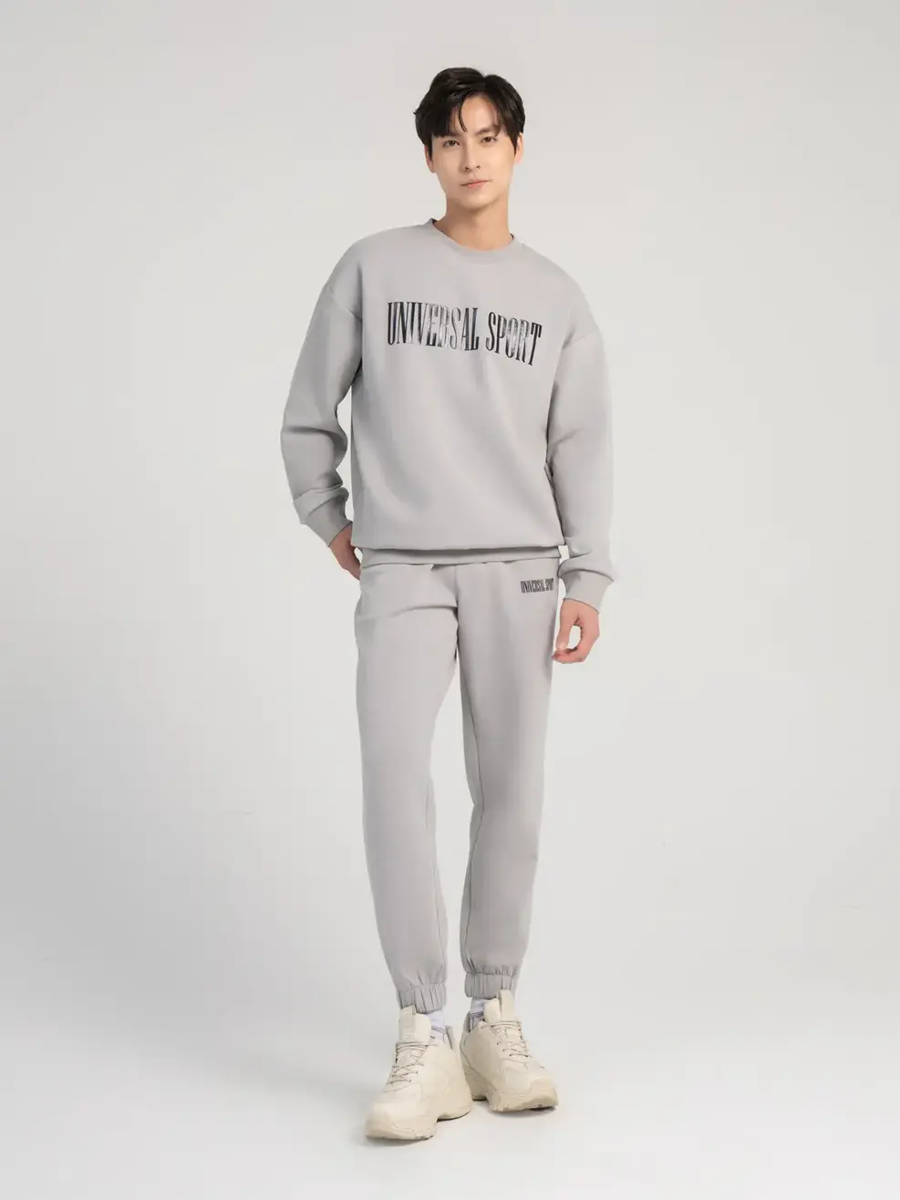 BỘ ĐÔNG NAM CHẤT NỈ UNIVERSAL SPORT - Ghi - M