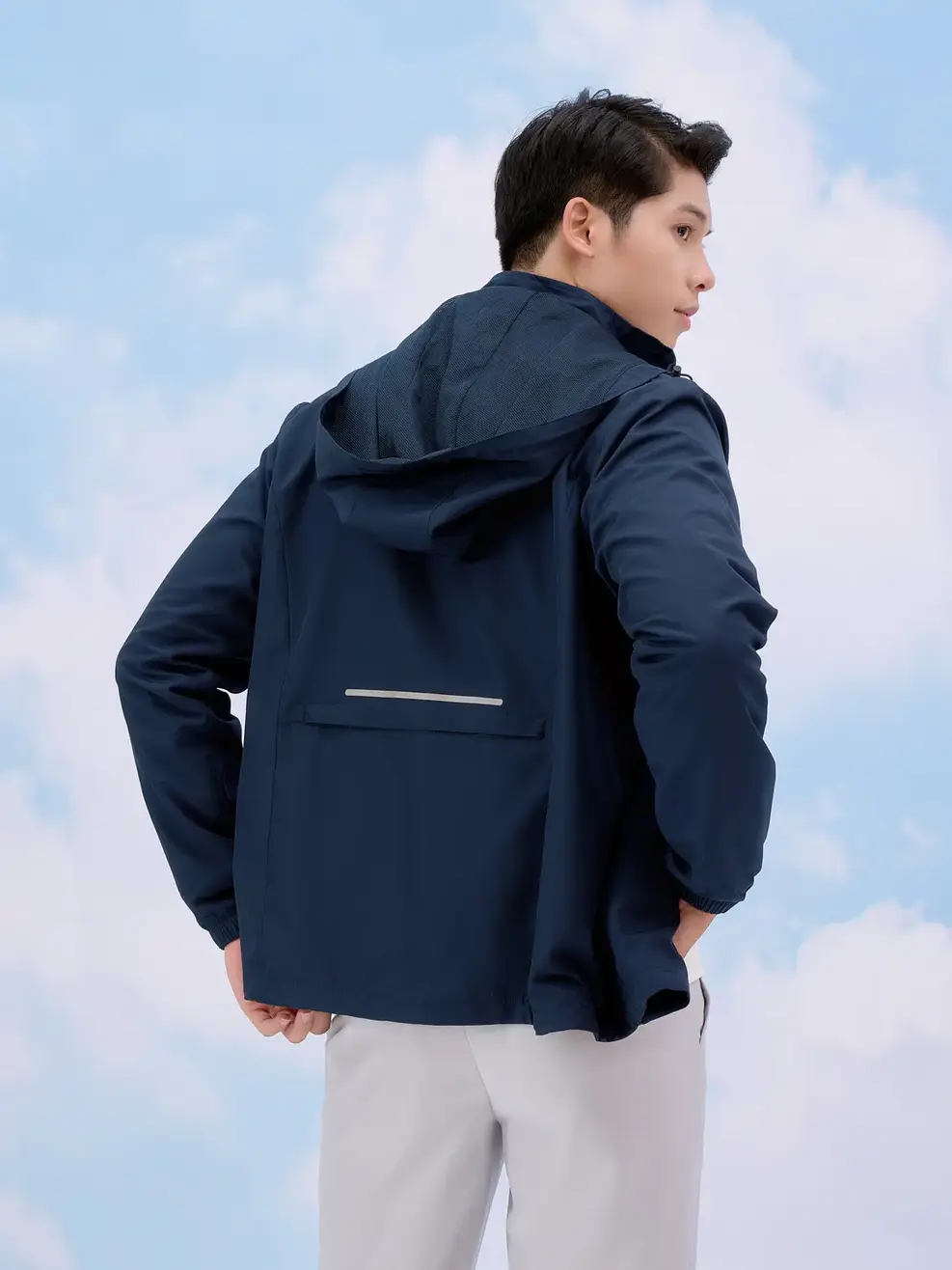Áo khoác gió nam trượt nước thông minh - Navy - M