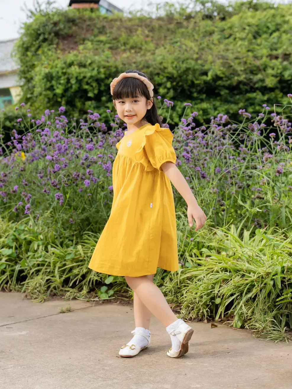 Váy kid nữ đầm trắng tay lỡ bèo vai - Vàng