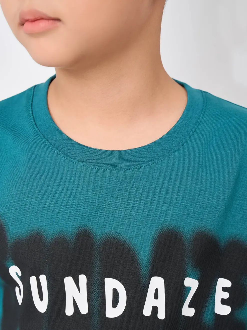 Bộ Đồ Bé Trai Sundaze - Xanh Lá 145 - 110