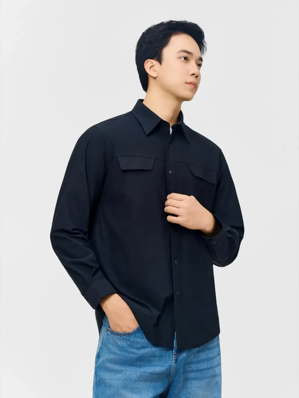 Áo Sơ-mi nam dài tay túi ngực kiểu - ĐEN 002 - M